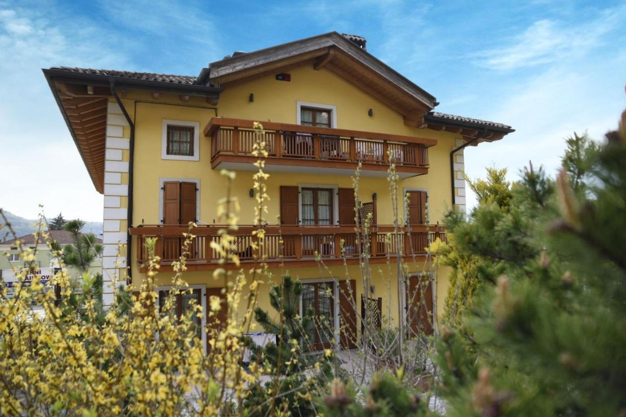 Rainbow Aparthotel Rovereto  Ngoại thất bức ảnh